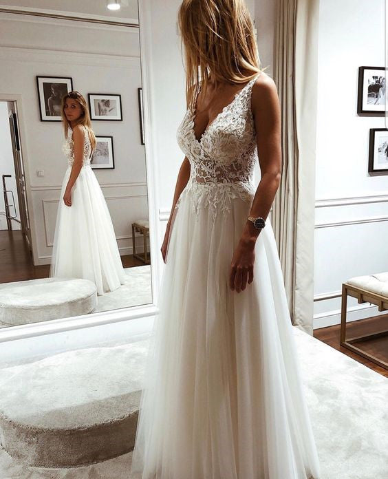 Tulle Lace A-Line V-Neck Bridal Gown with Built-in Bra