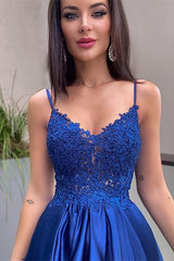 Elegant Royal Blue A-Line Prom Dress with Lace Appliques and Convenient Pockets