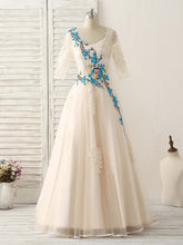 Elegant Lace Applique Tulle Long Prom Dress Light Champagne Bridesmaid Gown