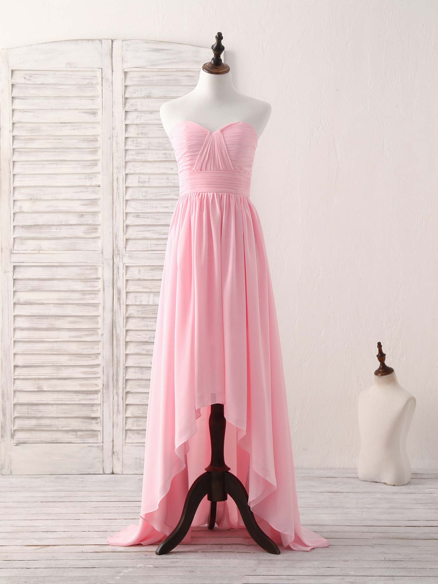 Elegant Pink Sweetheart Chiffon High-Low Prom Bridesmaid Dress for Special Occasions