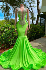 Stunning Green Mermaid Prom Gown: Sleeveless, Appliques, and Chic Cut-Out Design