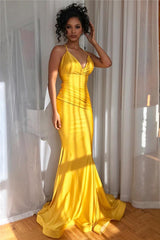 Elegant Spaghetti Straps Mermaid Long Evening Gown for Prom and Formal Events