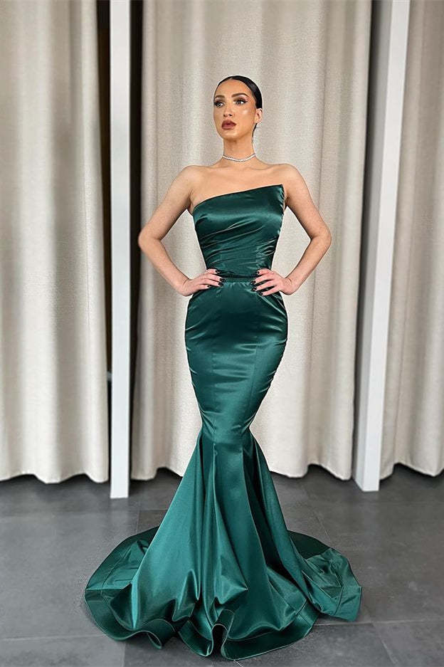 Stunning Dark Green Strapless Mermaid Evening Gown for Formal Occasions and Prom