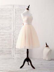 Elegant Sweetheart Tulle Short Prom Dress: Champagne Bridesmaid Gown for Special Occasions