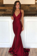 Sleek Burgundy Sleeveless Mermaid Prom Dress: Elegant V-Neck, Open Back, Floor-Length Gown