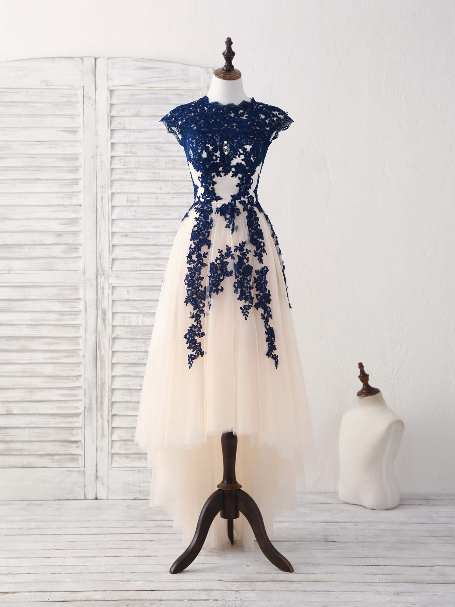 Elegant Dark Blue Lace Tulle High-Low Prom Bridesmaid Dress for Women