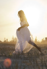 Off-Shoulder Tulle Lace Beach Wedding Dress with Train