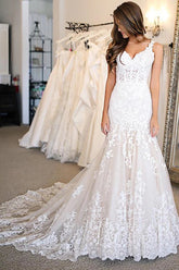 Glamorous Sweetheart Mermaid Wedding Dress with Appliques - Elegant Bridal Gown