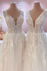 Wide Straps Open Back A-Line Wedding Dress with Lace Appliques Tulle