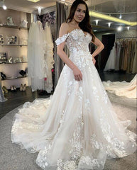 A-Line Deep V-Neck Backless Wedding Dress Long Sleeves Pearl Appliques Lace