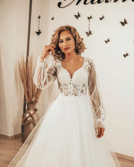 A-Line Sweetheart Long Sleeves Wedding Dress with Lace Appliques and Tulle