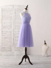 Elegant Purple Tulle Short Prom Dress: Simple Homecoming Gown with Flirty Silhouette