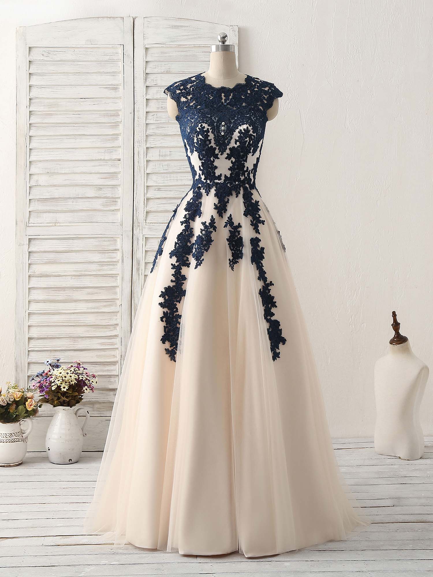 Elegant Dark Blue Lace Applique Tulle Long Prom Dress for Bridesmaids