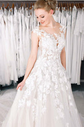Long Mermaid Wedding Dress With Tulle Lace Elegant Bridal Gown