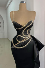 Chic Sweetheart Black Mermaid Prom Dress with Crystal Straps and Bodycon Fit