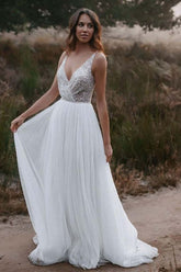 Elegant Mermaid Wedding Dress with Appliques Lace Bateau Neckline Sleeveless