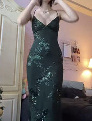 V Neck Green Prom Dresses Evening Gowns with Sequin Details