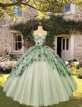 A-Line Green Tulle Quinceañera Ball Gown with Lace Appliques
