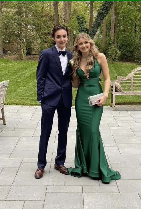 Satin Mermaid Backless Green Long Prom Dress Built-In Bra