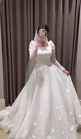 Modest White A-Line Long Sleeve Tulle Wedding Dress Floor-Length