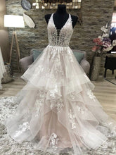 V-Neck Tulle Lace Long Prom Dress Evening Formal Gown