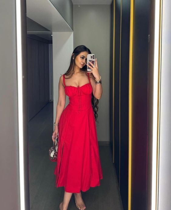 Elegant Satin A-Line Midi Dress Spaghetti Strap Lace-Up Holiday