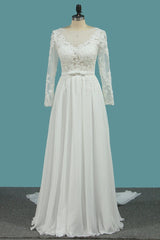 Elegant Long Sleeve A-Line Chiffon Wedding Dress with Exquisite Ruffles