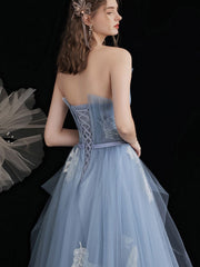 Elegant Blue Tulle Lace Tea‑Length Prom Dress with Delicate Detailing