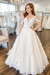 Sweetheart Off-the-Shoulder Wedding Dress with Train Backless A-Line Appliques Lace