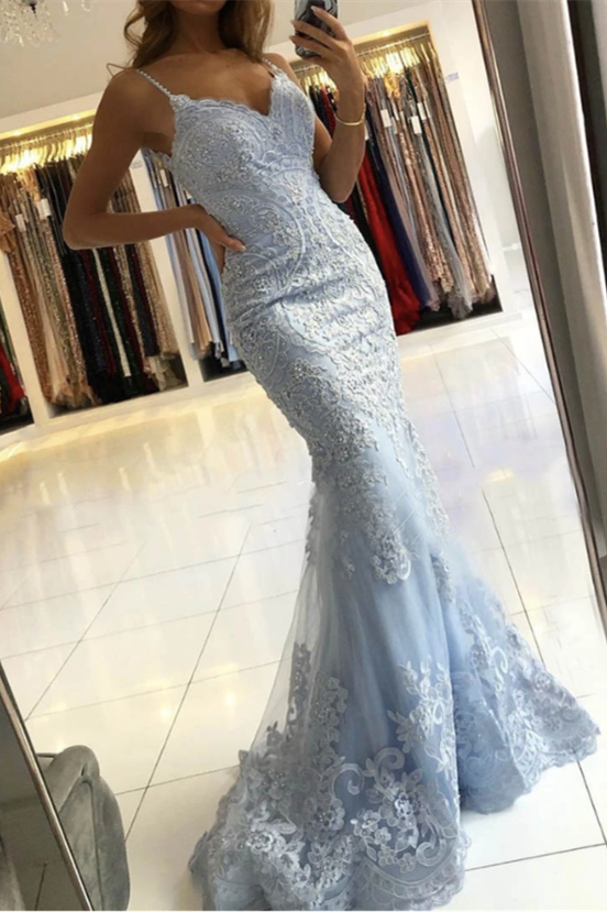 Elegant Sky Blue Spaghetti-Straps Mermaid Evening Dress with Intricate Lace Appliqués