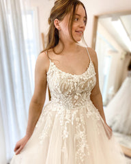 Simple Halter A-Line Tulle Wedding Dress with Delicate Lace Appliqués