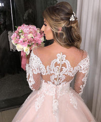 Elegant Off-Shoulder Sweetheart Wedding Dress with Lace Appliques and Ruffles
