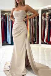 Elegant Strapless Mermaid Evening Dress with Split - Formal Occasion Gown