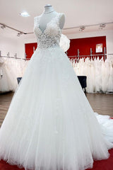 Eye-Catching White Ruffles Tulle Lace Long A-Line Wedding Dress for Bride