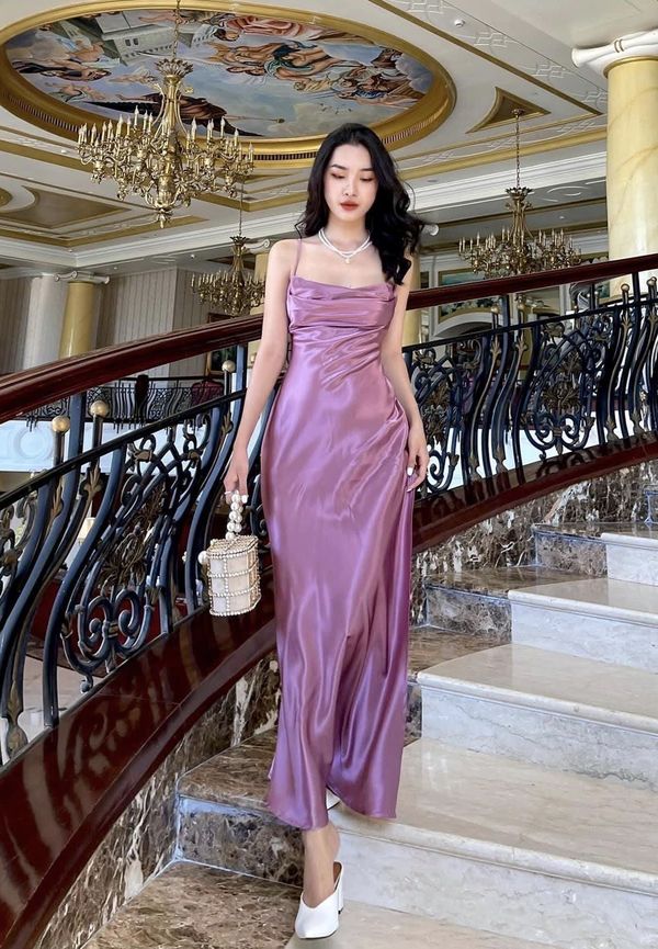 Elegant Purple Satin Pleated Long Prom Dress for Formal Evenings