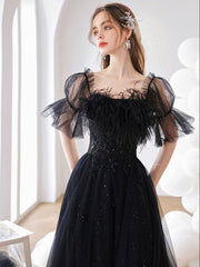 Elegant Black A-Line Tulle Prom Dress with Lace-Up Back, Floor-Length, Built-In Bra