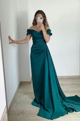 Elegant Mermaid Strapless Off-the-Shoulder Ruffled Prom Dress Long Train Gown