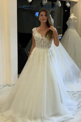 Elegant V-Neck A-Line Wedding Dress with Pearl Tulle Appliques Lace