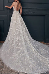 Luxury A-Line V-Neck Lace Wedding Dress with Appliques and Train