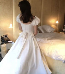 Elegant White A-Line Prom Dress for Women Formal Dance Events