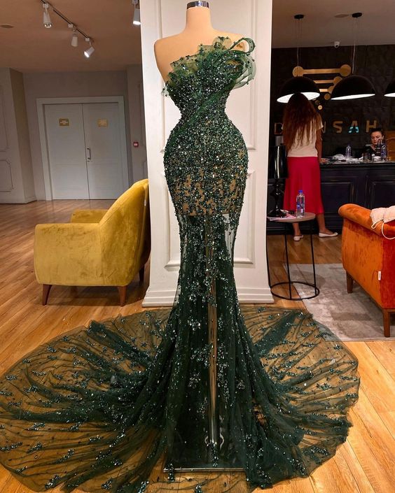 Stunning Green Mermaid Formal Evening Gown For Women Party Dresses