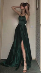 Dark Green A-Line Long Evening Prom Dress