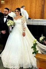 Glamorous A-Line Floral Lace Wedding Dress Long Sleeve V-Neck Bridal Gown