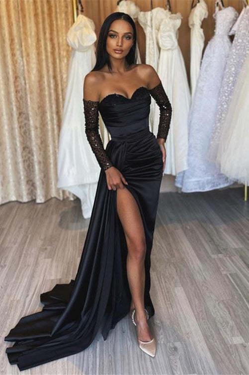 Elegant Black Sweetheart Prom Dress with Short Sleeves and Pleated Slit