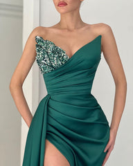 Elegant Emerald V-Neck Mermaid Prom Dress with High Slit