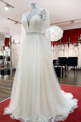 Elegant Sweetheart A-Line Wedding Dress with Sleeves, Tulle, Appliques & Beadings