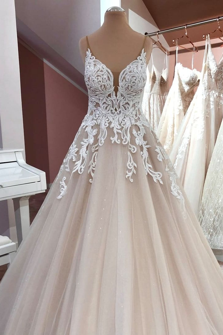 A-Line Sweetheart Tulle Lace Princess Wedding Dress: Elegant and Romantic Gown