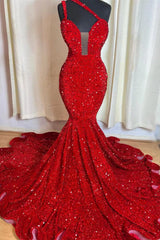 Elegant Red Sequin Mermaid Prom Dress with Sweetheart Neckline and Sleeveless Design