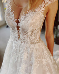 Short A-Line Jewel Wedding Dress with Delicate Lace Appliqués Elegant Design