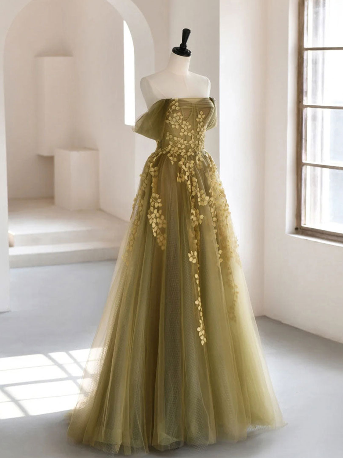 Green Tulle Lace Long Prom Dress A Line Off Shoulder Formal Evening Gown